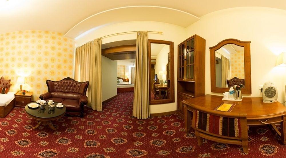 Hotel Jaipur Palace Eksteriør billede